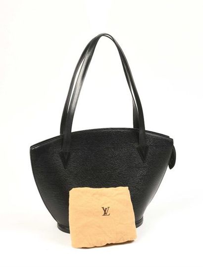 null Louis VUITTON : Saint Jacques (grand modèle) sac en cuir épi noir de forme trapézoïdale,...