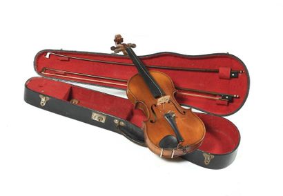 null Violon et deux archets dans leur coffret Etiquette modèle Stradivarius