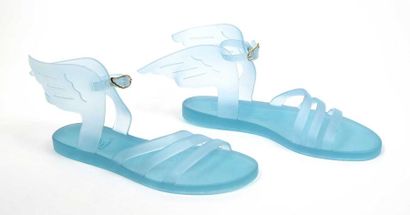 null 84 ANCIENT GREEK SANFDALS : sandales en PVC bleu à décor des ailes d’Hermès...