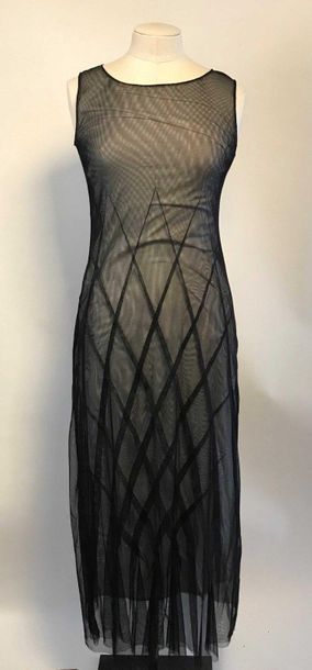 null LINEA T by ZAPA : robe longue sans manches en nylon noir transparent avec une...