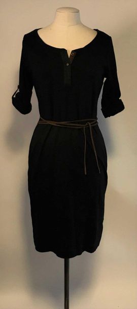 null LAUREN Ralph LAUREN - CURLING : Lot comprenant une robe en coton noir, manches...
