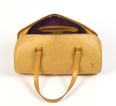 null Louis VUITTON papillon : sac à main cylindrique en cuir épis jaune, fermeture...