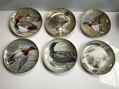 null Set of 6 polychrome fine porcelain plates from the series "the water birds of...
