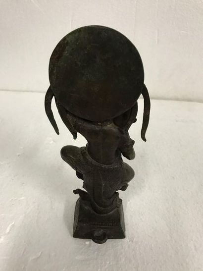 null Statue Ganesh en bronze 

Hauteur : 22 cm