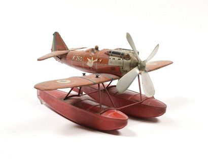 null JEP 1938 : HYDRAVION F 260, mechanical, in red lithographed sheet metal, painted...