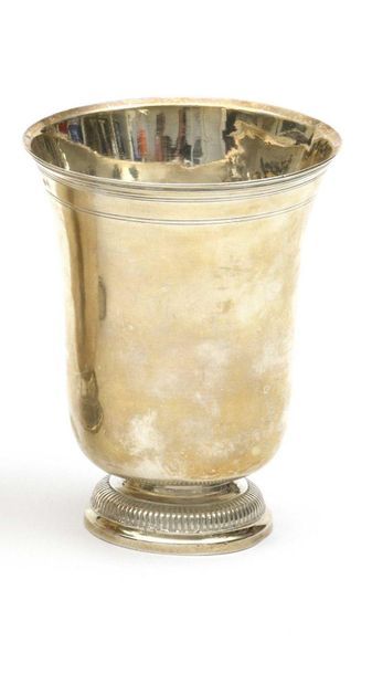 null Timbale with gadrooned pedestal and three fillets decoration. 18th century Height...
