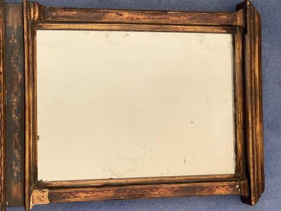 null Gilded wooden mirror with pilaster decoration.50x37cm (missing)