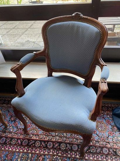 null Pair of armchairs with convertible backrest in moulded wood and carved with...