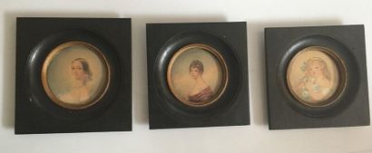 null Three miniatures on cardboard, portraits of women and children.