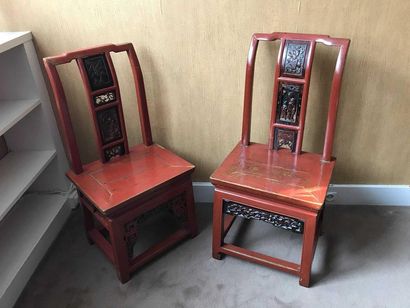 null Chinese style furniture set in red and black lacquer including: two chairs with...