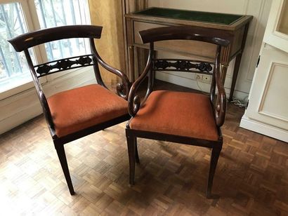 null Pair of mahogany armchairs with rounded backs with openwork headband, lacrosse...