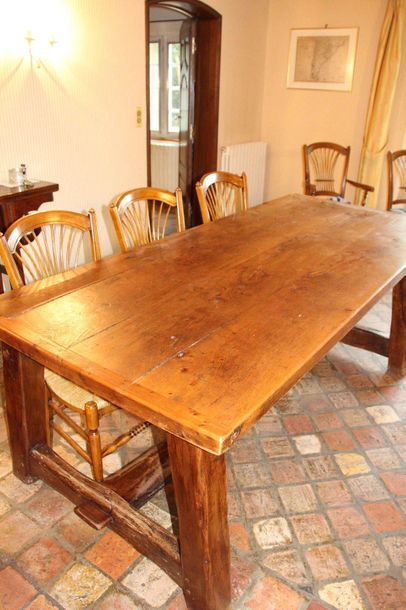 null Farm table in natural wood, legs joined by a H-shaped spacer Height: 78cm -...