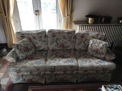 null Sofa three places fabric upholstery Height: 79cm - Length: 192cm - Depth: 89cm...