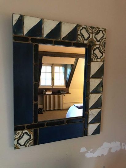 null Mirror with polychrome tile decoration Height: 52cm - Width: 42cm Ref DAM78