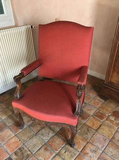 null Armchair in natural wood molded and carved with acanthus leaves Regency style...