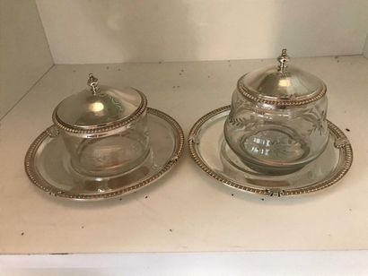 null Glass jam and butter dish with silver plated metal tray and lid. Ref16eme