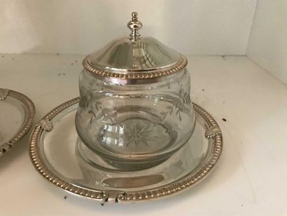 null Glass jam and butter dish with silver plated metal tray and lid. Ref16eme