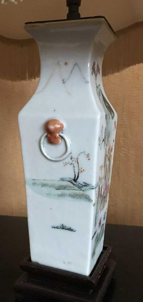 null Baluster vase with square body in Canton porcelain decorated with characters...