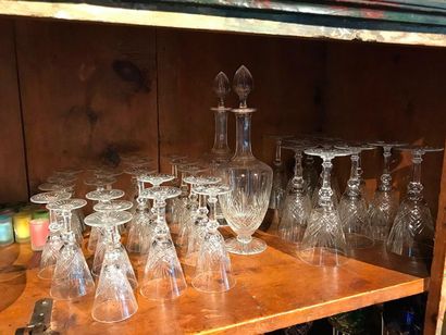 null Part of cut crystal glass services: 11 glasses, 10 large glasses, 11 small glasses,...