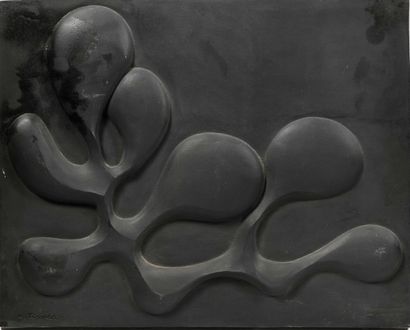null Kristine TISSIER (1928 - 2010) Bas-relief en fonte de fer dans le goût de Matisse....