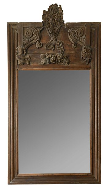 null 224 Beau miroir en bois naturel mouluré et sculpté, décor de fruits, feuillages...