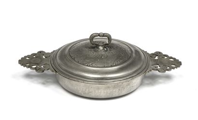 null 149 LISIEUX Pewter lidded stock bowl, openwork ears, lid decorated with spiral...