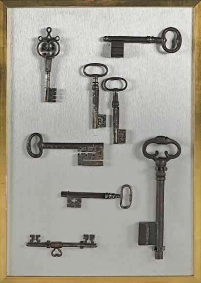 null 167 Panneau présentant huit clefs. France, XVII et XVIIIe siècles.