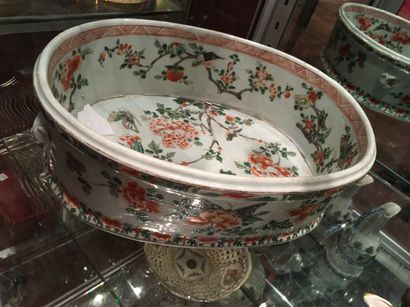 null 198 China Porcelain oval basin resting on three feet with polychrome decoration...