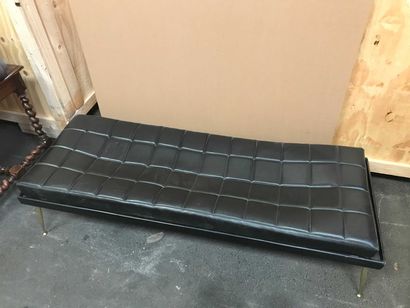 null 142 Bench in black skai 50x191x69 cm