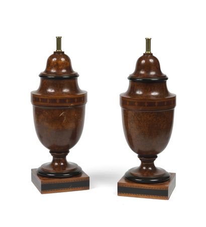 null Pair of baluster-shaped lamps in imitation of a burr wood veneer. Modern wo...
