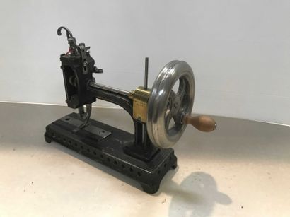 null Ref: 182 Sewing machine, make KLOTZ.
