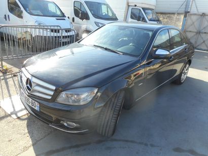 null 
Mercedes classe c 320 cdi


04/04/2008 diesel 276 265 km


5 places, contrôle...