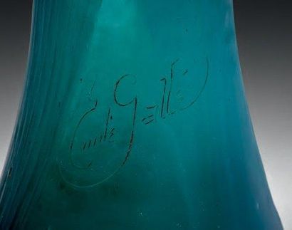 Cristallerie Emile Gallé à Nancy Rare vase diabolo en verre multicouche, marqueterie...