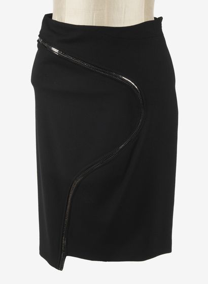 null VERSACE: jupe droite en laine noire à décor d'un motif stylisé sur la longueur....