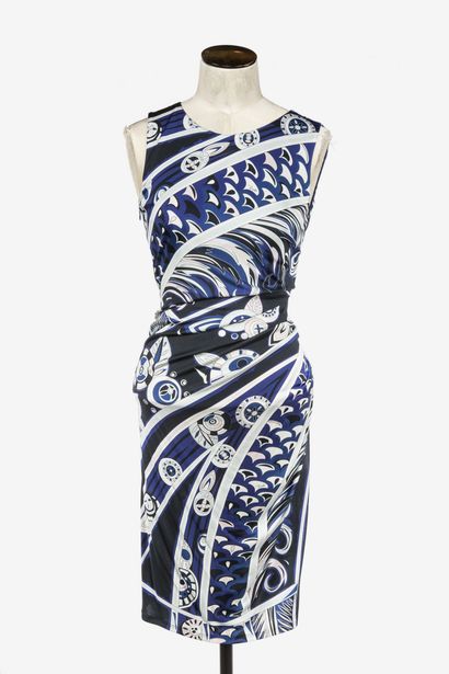 null EMILIO PUCCI : robe sans manche en soie à décor de volutes bleu, blanc et rose,...