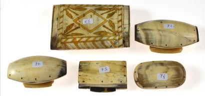 null 32 Set of five horn snuffboxes of rectangular, oblong and navette shapes with...