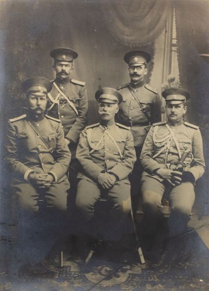 null Général Alexeieff avec les officers de son Quartier General (dont le colonel...