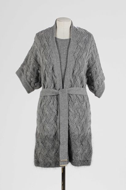 null ESCADA: grey wool and cashmere set including: a sleeveless sweater, round neck,...
