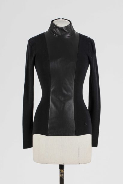 null GUCCI : high collar sweater in black wool with leather application on the front...