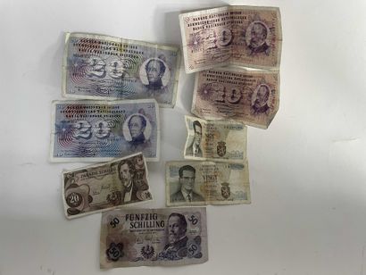 null Lot of banknotes including Swiss francs from the 1970s. We joined a lot of franc...