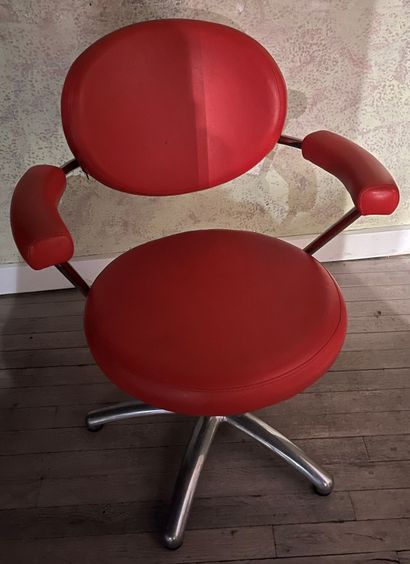 null Hairdressing chair, tubular structure in chromed metal, seat and back in red...