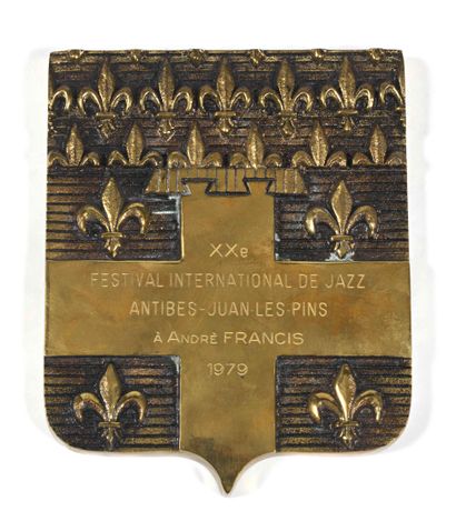 null 195 André FRANCIS (1925-2019) Plaque en bronze du XXe festival international...