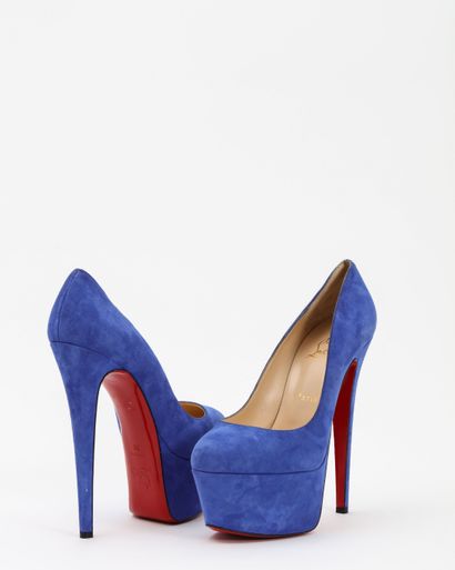 null Christian LOUBOUTIN: blue suede platform shoes. S. 39 Ht. Heel : 16 cm Ht. Platform...