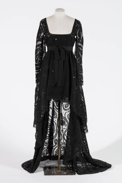 null EMILIO PUCCI : robe de soirée en soie et coton noir, avec application de broderiee...