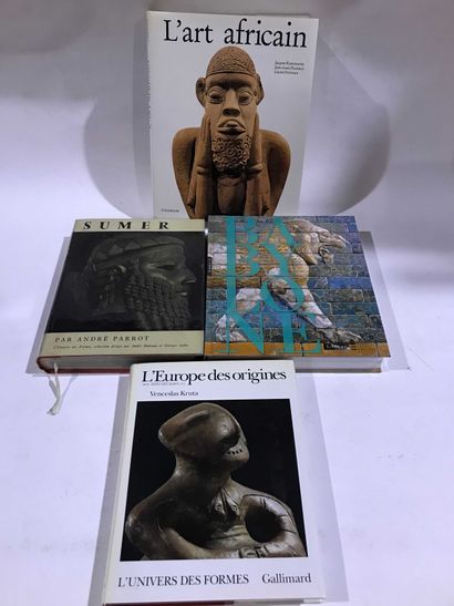 ART 4 volumes African art, Sumer, Babylon,...