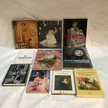 null ART OF LIVING - CELEBRITE 10 volumes Cyd Charisse, Debutantes, Jacqueline Kennedy,...