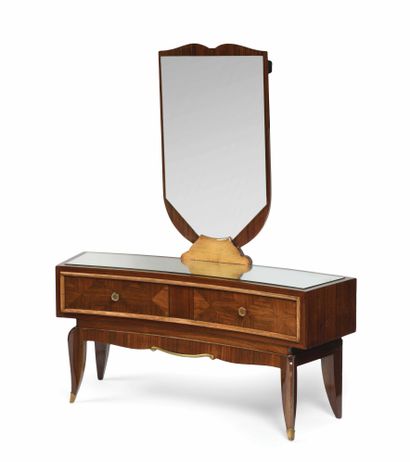 null 264 TRAVAIL FRANCAIS 1940 Coiffeuse en placage de bois exotique, miroir dans...