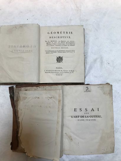 null G MONGE. Géométrie descriptive. Paris 1811 – Essai sur la guerre (Tome 2) (...