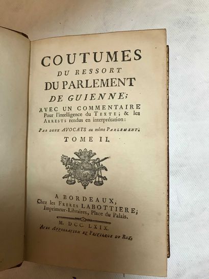 null 13 volumes : les six codes Tours 1827 – Benedicti Pererii Valentini - Recueil...