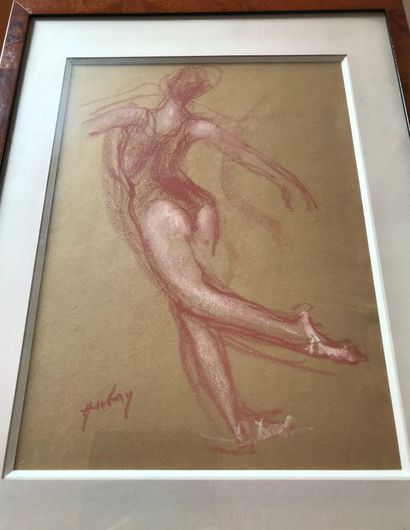 null Paul HUBAY (1930-1994) La danseuse Gouache et pastel sur papier, signé en bas...